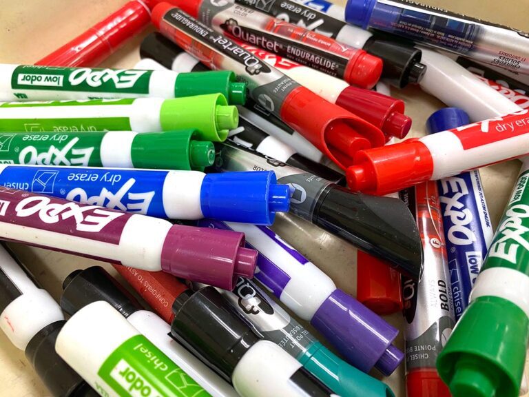 8 Clever Ways You Never Thought to Use Dry-Erase Markers in the Art Room
